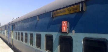 Book Delhi to Hyderabad Train Tickets